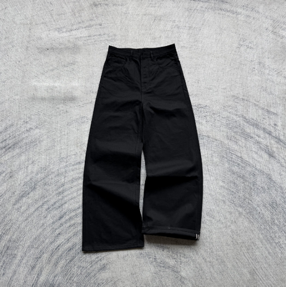 Overweight pure black long denim