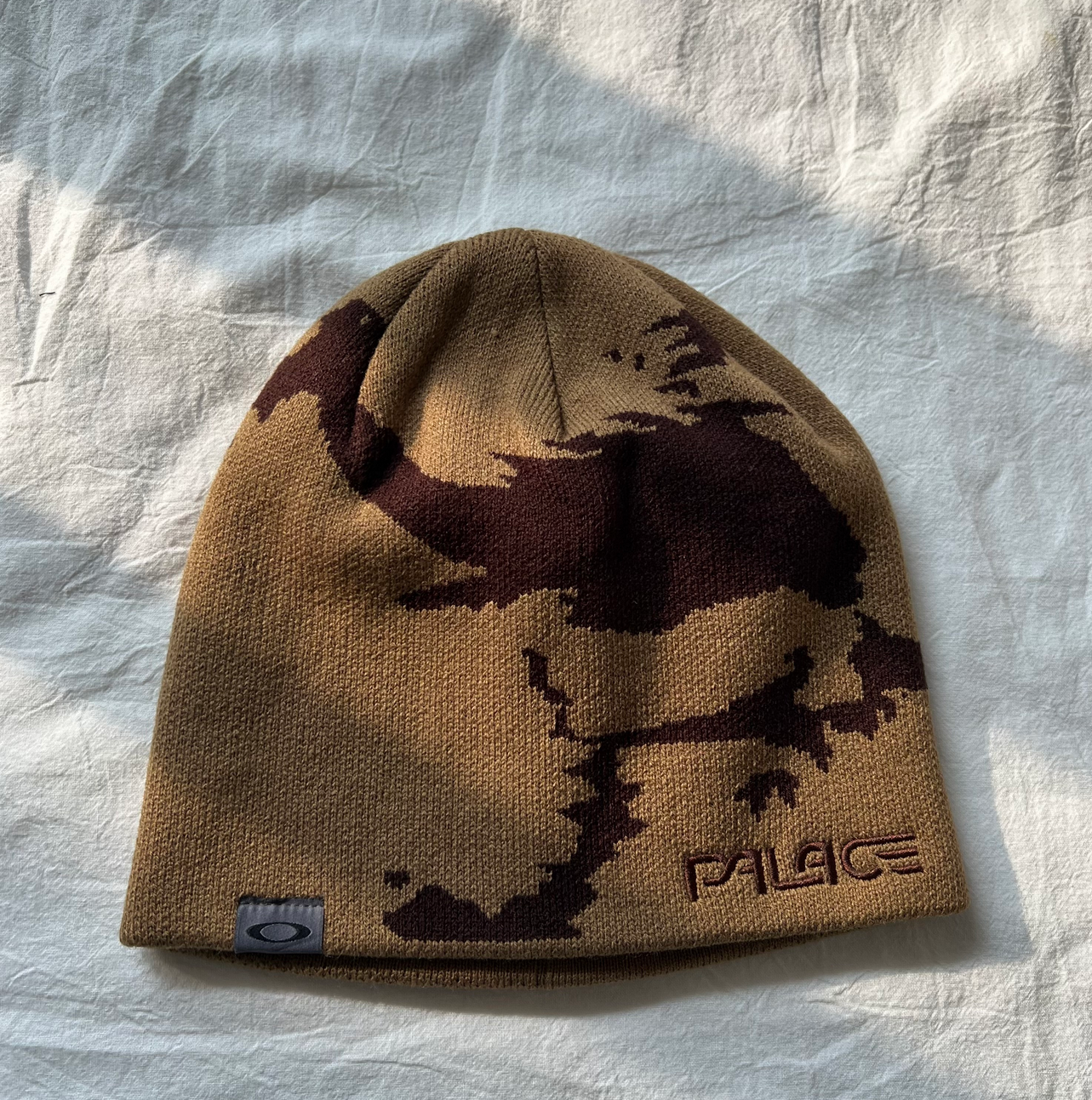 PAL x O Bottom Left Small Circle - Brown Beanie