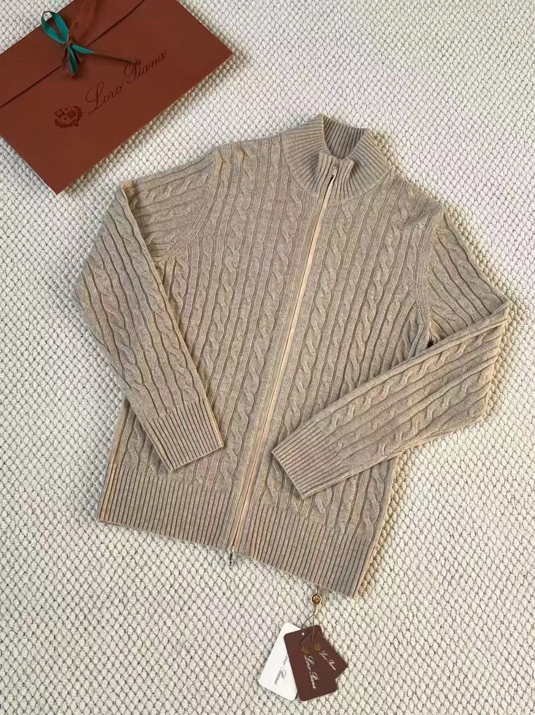 LP061 Non quality issues are non refundable and non exchangeable