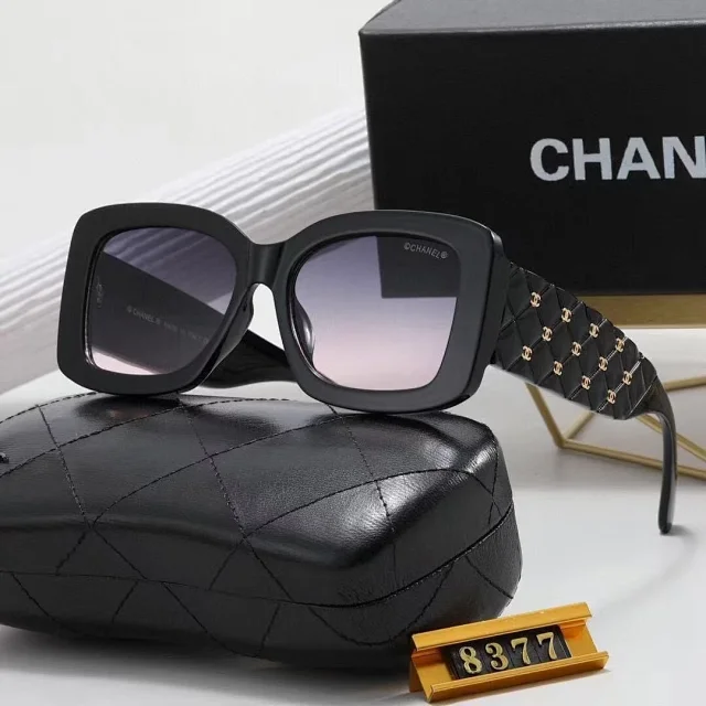 Chanel Eyewear Sunglasses product detail image 3