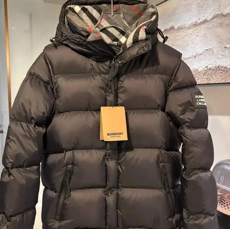 Burberry Down Jackets Hooded puffer jacket with check-lined hood image 4