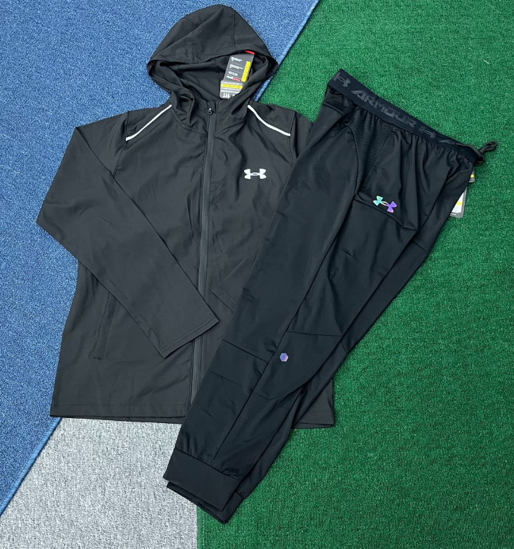 760 Black + P39 Black