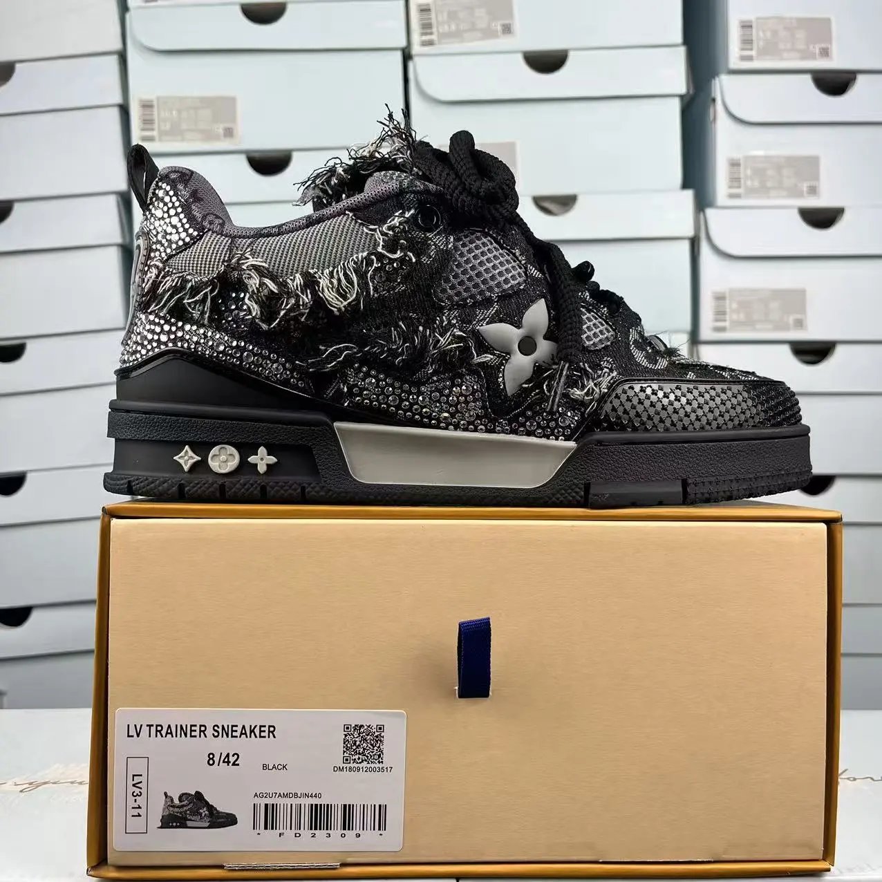 SK8 Swarovski Black Diamond