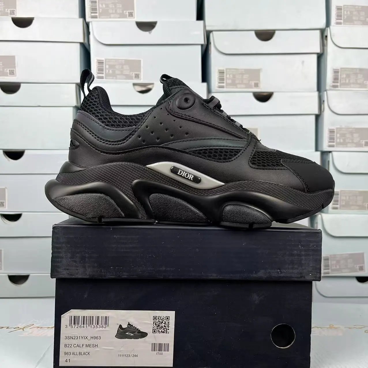 Black color H963