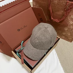 thumbnail for [Q] Cashmere Basball Cap Note: The logo cannot be perfect! If you mind, please do not order. Returns or exchanges are not accepted unless there is a quality issue!