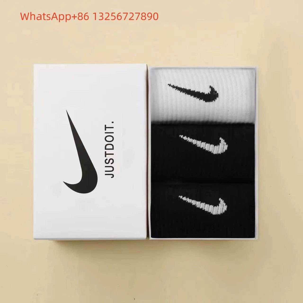 3 pairs[2black+1white]