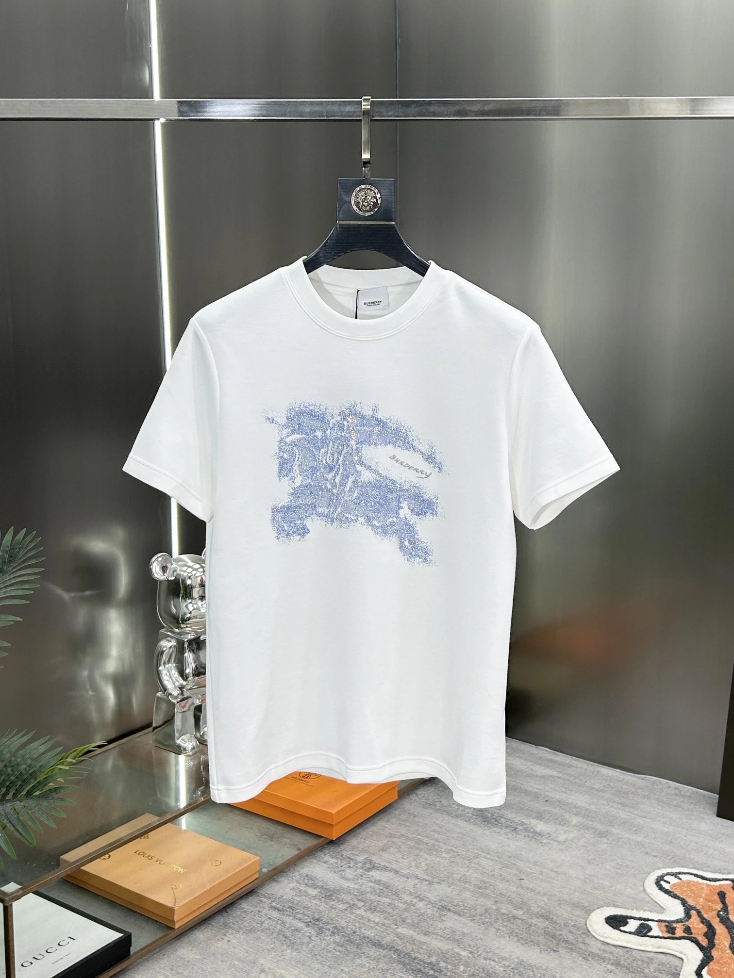 Burberry 24SS Emboss