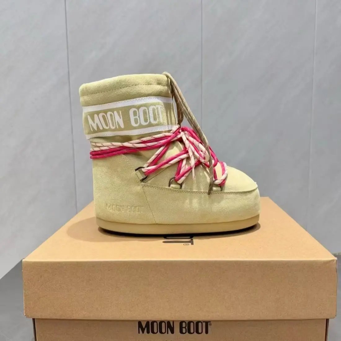 Moon Boot Boots Lace-Up Snow — 18