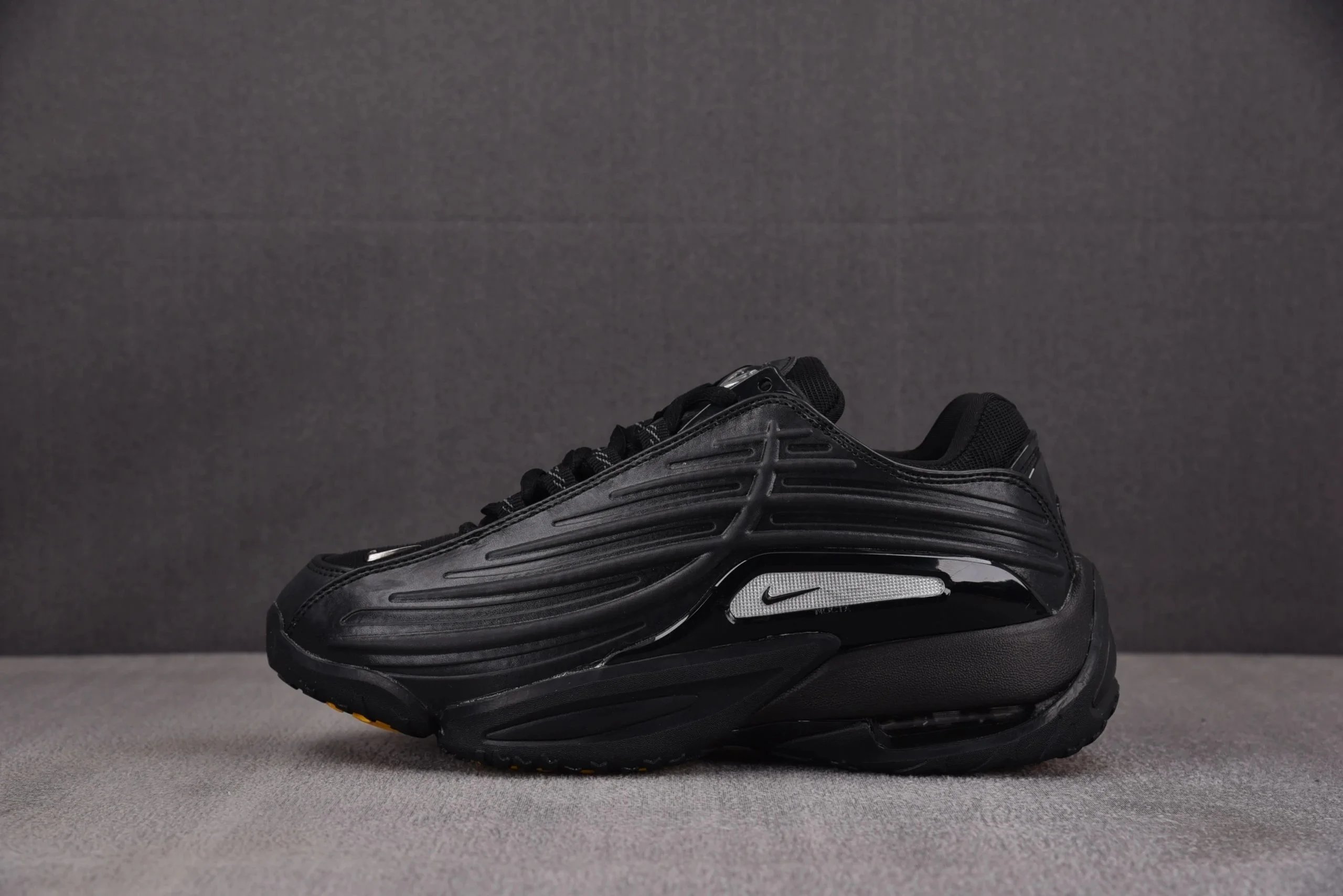 black-gray