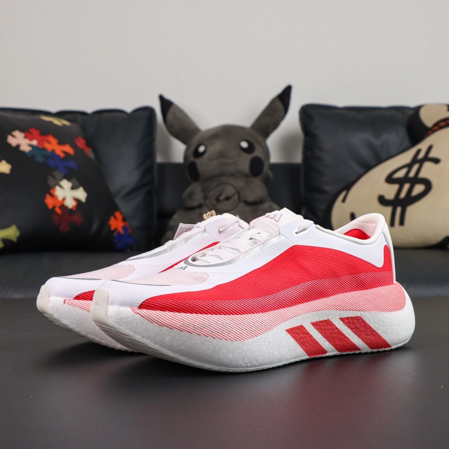 KI1913 White Red