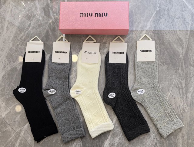 Miu Miu Miu Miu Classic Black Wool Mid-Calf Knit Socks - Buy on Kakobuysheetfind
