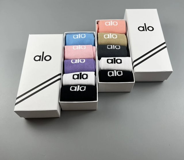 Alo Alo Multicolor Mid-Calf Cotton Sport Socks Unisex - Buy on Kakobuysheetfind