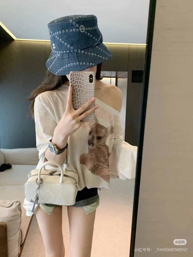 Chanel Chanel Blue Denim Bucket Hat Unisex Street Style - Buy on Kakobuysheetfind