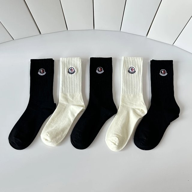 Moncler Moncler Classic Black White Mid-Calf Unisex Sports Socks - Buy on Kakobuysheetfind