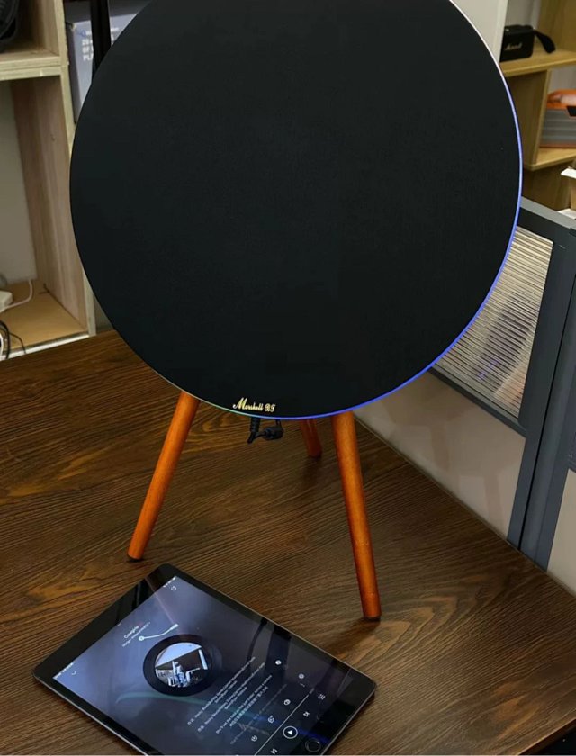 Marshall ElectronicMarshall Retro Bluetooth Speaker Wood Tripod Black - Buy on Mulebuy Sheets