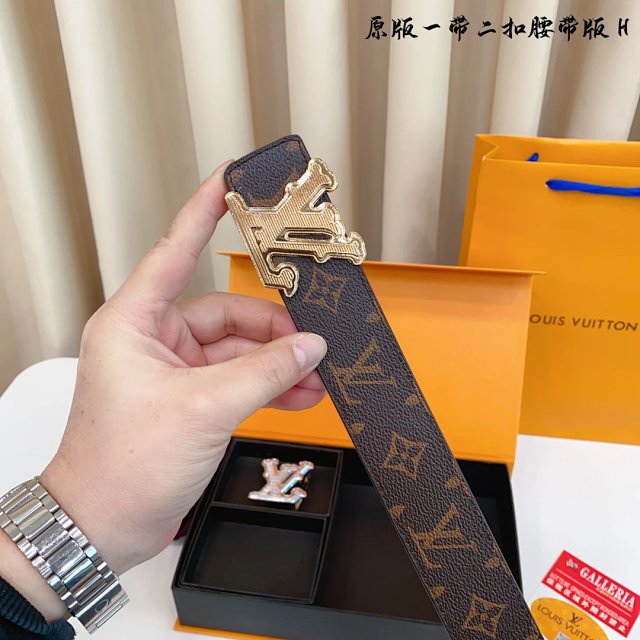 Louis Vuitton Monogram Brown Leather LV Buckle Belt