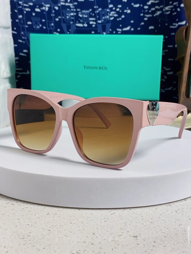 Tiffany Tiffany & Co Pink Gradient Cat Eye Sunglasses - Buy on Kakobuysheetfind