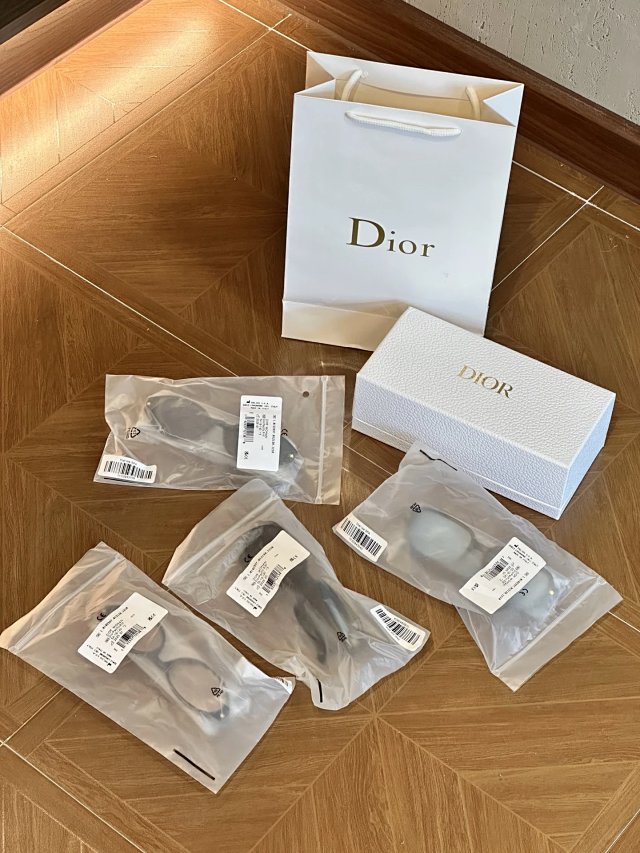 Dior Dior Black Resin Unisex UV400 Fashion Sunglasses - Buy on Kakobuysheetfind