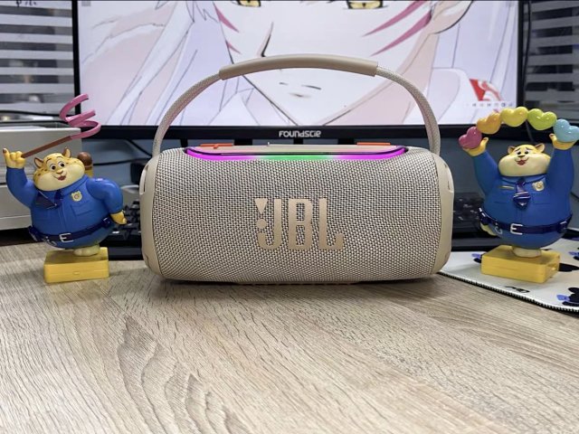 JBL JBL Cream Beige Bluetooth Speaker 360° Sound Light - Buy on Mulebuy Sheets
