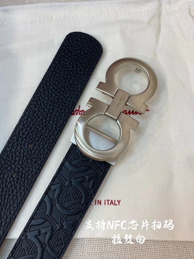 Salvatore Ferragamo Salvatore Ferragamo Gancini Black Leather Belt - Buy on Mulebuy Sheets