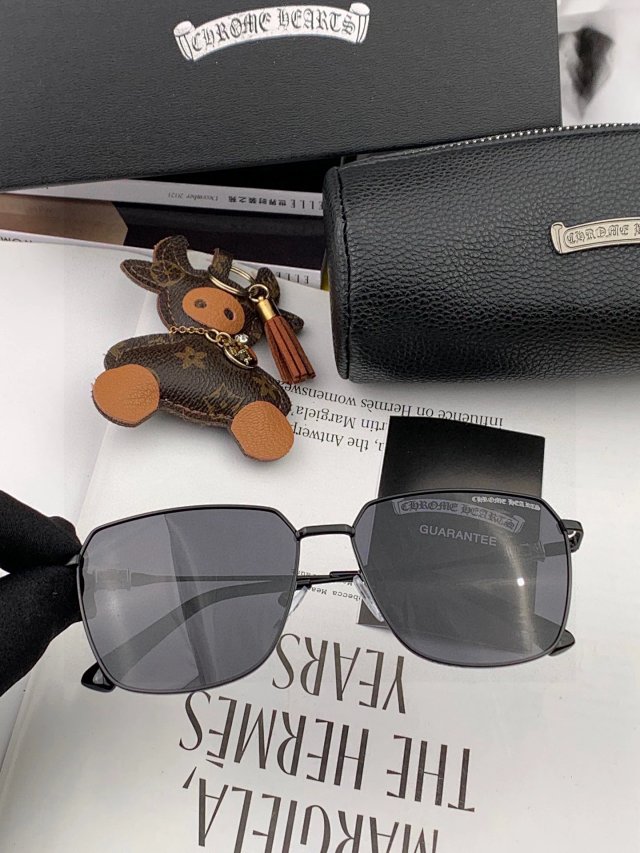 Chrome Hearts Chrome Hearts Black Square Metal Sunglasses - Buy on Kakobuysheetfind