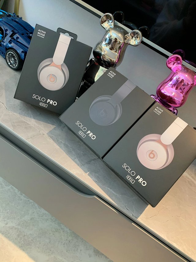 Beats ElectronicBeats Beats Solo Pro White Bluetooth Noise Cancelling Headphones - Buy on Mulebuy Sheets