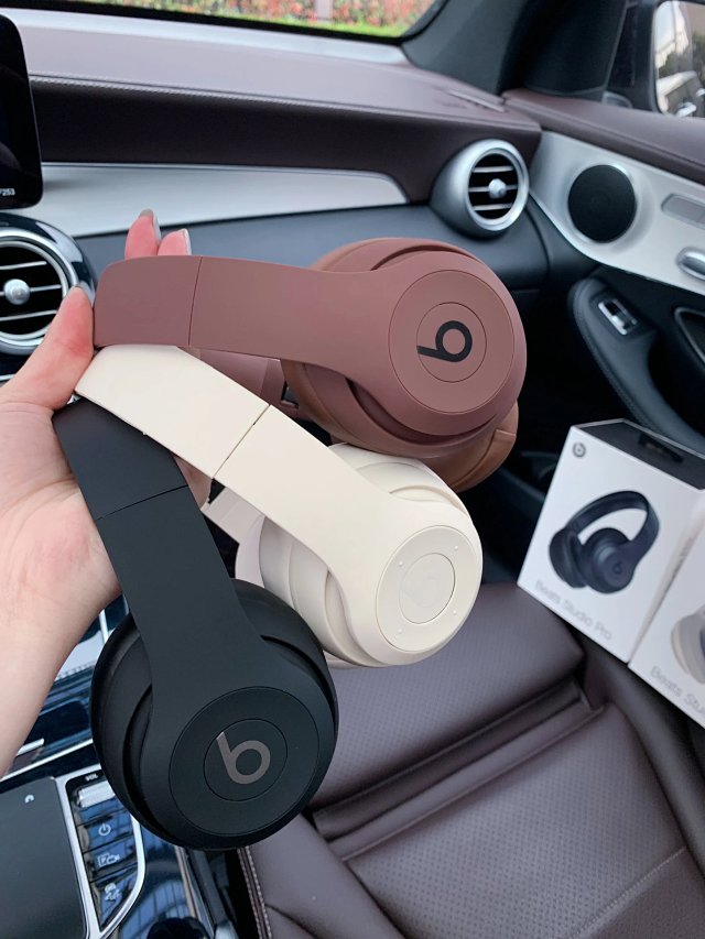 Beats ElectronicBeats Studio Pro Wireless Noise Cancelling Headphones - Buy on Mulebuy Sheets