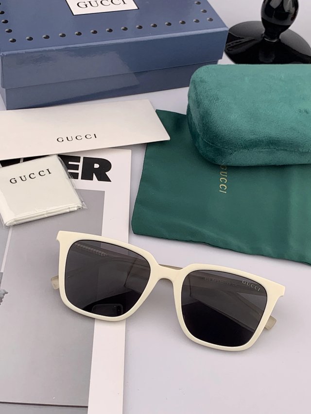 Gucci Gucci White Square Acetate Unisex UV Protection Sunglasses - Buy on Kakobuysheetfind