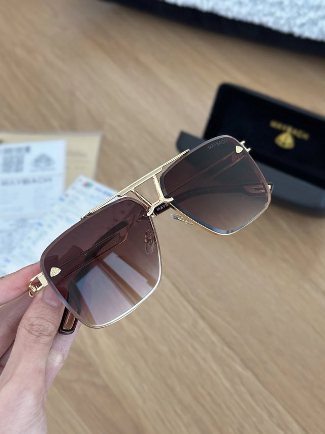 Maybach Maybach Classic Gold Brown Gradient Square Sunglasses - Buy on Kakobuysheetfind