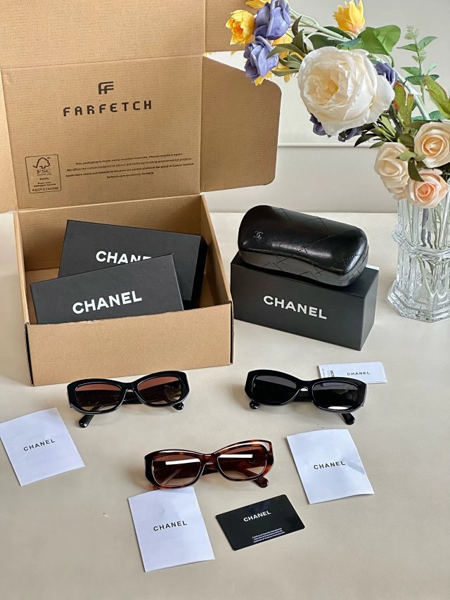 Chanel Chanel Square Black Vintage Unisex Sunglasses - Buy on Kakobuysheetfind