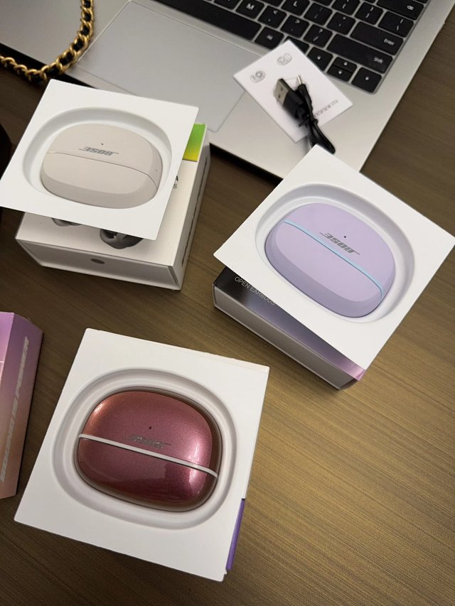 Bose Bose Red Metallic Wireless Noise Cancelling Earbuds - Buy on Mulebuy Sheets