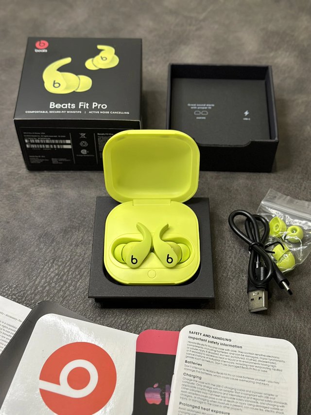 Beats Beats Fit Pro Neon Yellow Wireless Earbuds - Buy on Mulebuy Sheets