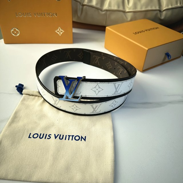 Louis Vuitton Louis Vuitton Monogram White Reversible Leather Belt - Buy on Mulebuy Sheets