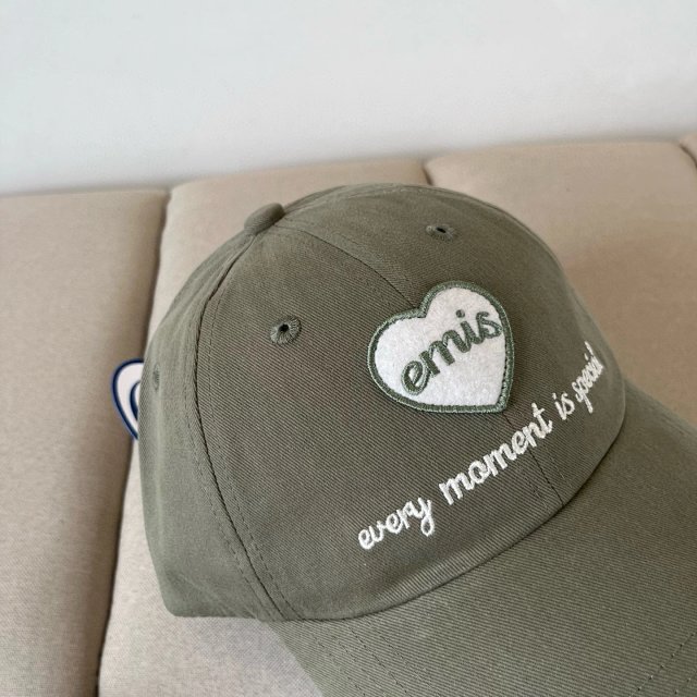 Emis HatsEmis Green Heart Cotton Embroidered Baseball Cap - Buy on Kakobuysheetfind