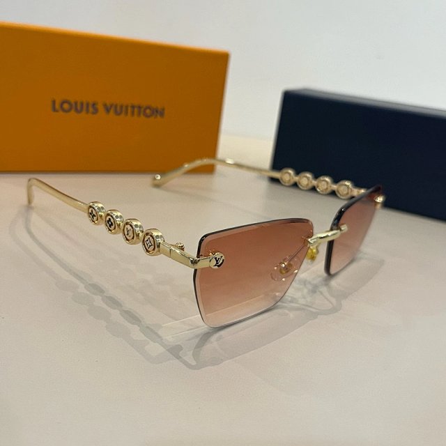 Louis Vuitton Louis Vuitton Gold Brown Gradient Unisex Sunglasses - Buy on Kakobuysheetfind