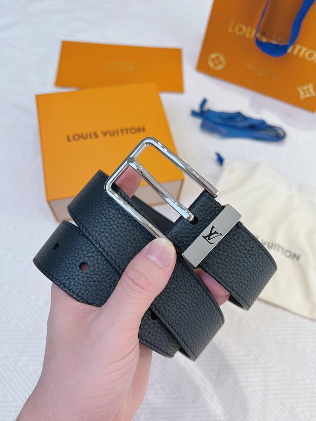 Louis Vuitton Louis Vuitton Black Leather Belt Silver LV Buckle Men - Buy on Mulebuy Sheets