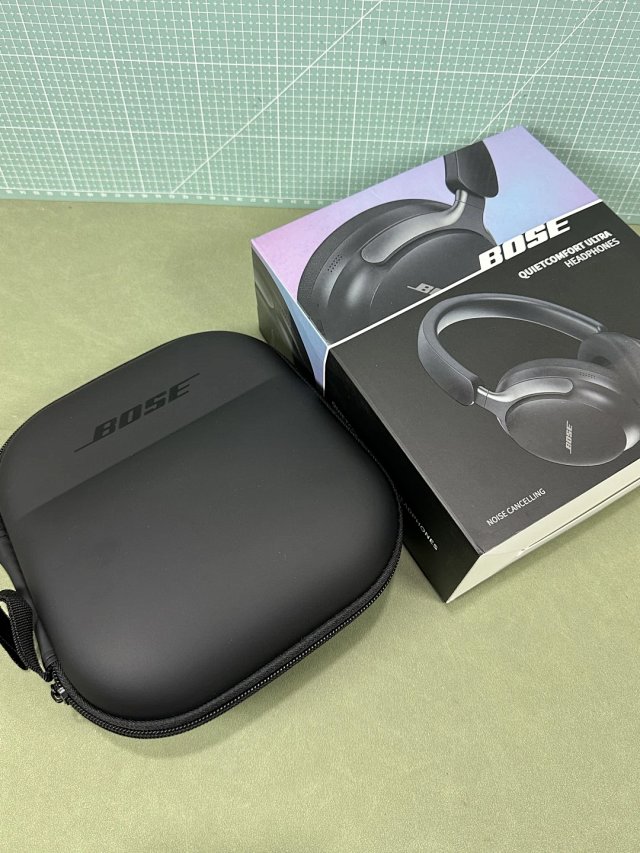 Bose Bose QuietComfort Ultra Black Wireless Headphones - Buy on Mulebuy Sheets