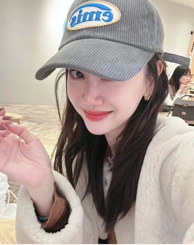 Emis HatsEmis Grey Corduroy Vintage 3D Logo Baseball Cap - Buy on Kakobuysheetfind