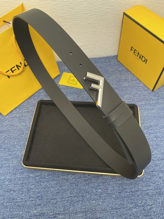 Fendi Men Black Leather Belt Silver FF Buckle