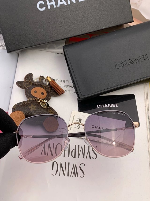 Chanel Chanel Pink Purple Gradient Metal Frame UV Sunglasses - Buy on Kakobuysheetfind