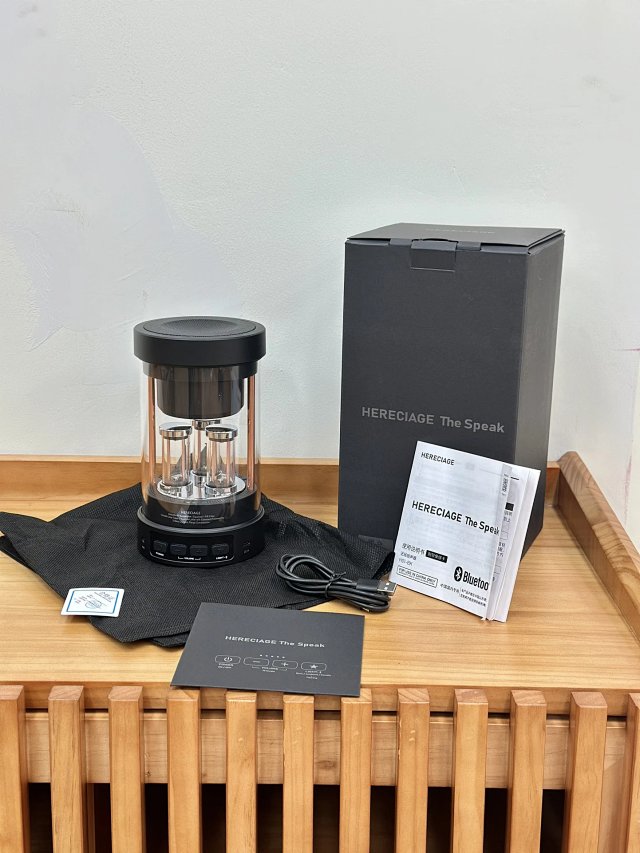 Hereciage HERECIAGE Retro Glass Bluetooth Speaker - Buy on Mulebuy Sheets