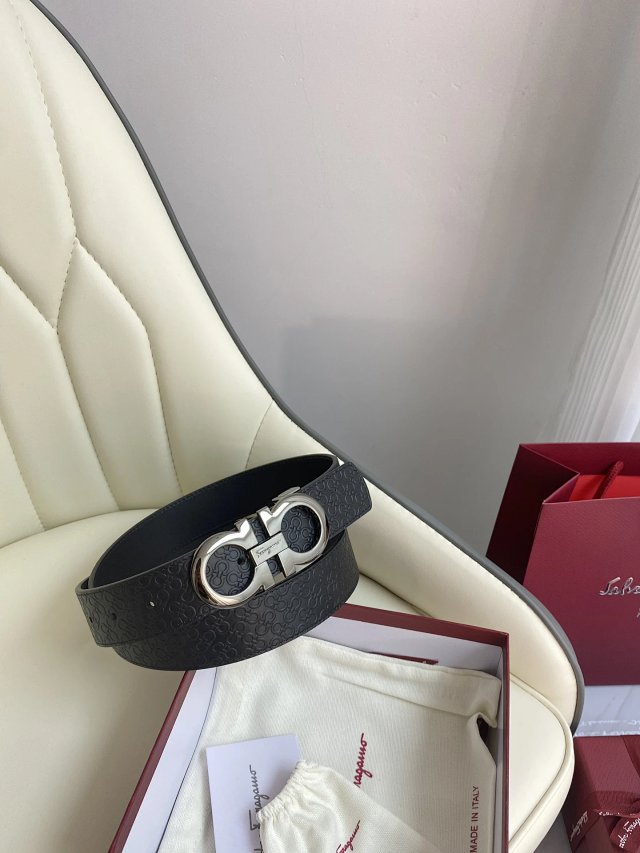 Salvatore Ferragamo Salvatore Ferragamo Black Leather Gancini Belt - Buy on Mulebuy Sheets