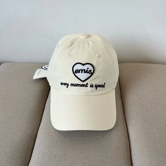 Emis HatsEmis Cream Heart Embroidered Cotton Baseball Cap - Buy on Kakobuysheetfind