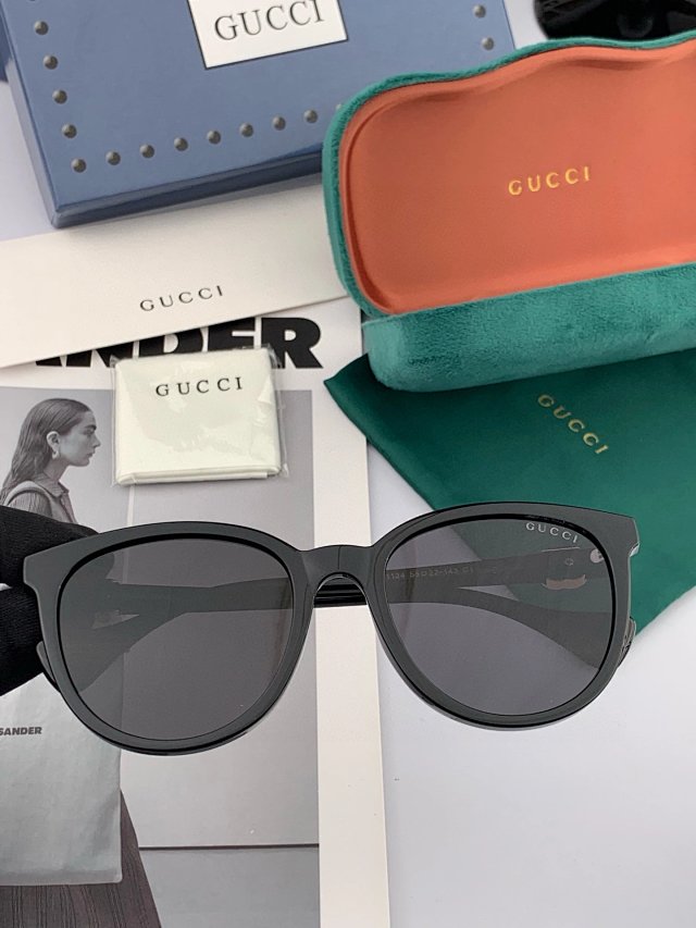 Gucci Gucci Classic Black Square Retro Sunglasses - Buy on Kakobuysheetfind