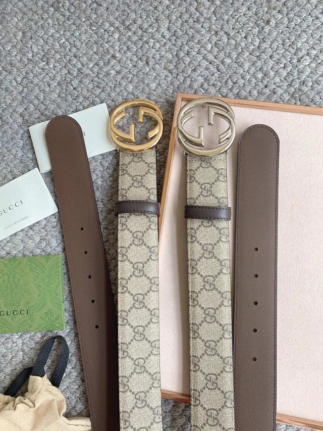 Gucci GG Beige Leather Belt Gold Buckle Unisex