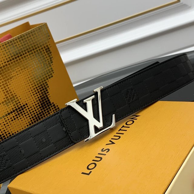 Louis Vuitton Louis Vuitton Damier Graphite Men’s LV Leather Belt - Buy on Mulebuy Sheets