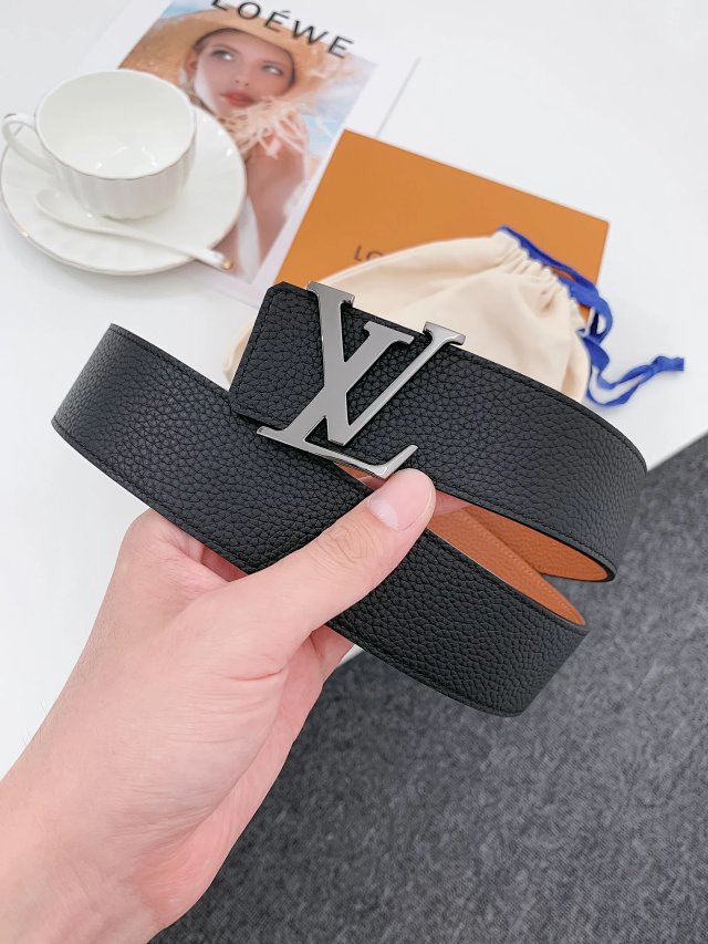 Louis Vuitton Louis Vuitton Men Black Leather LV Belt - Buy on Mulebuy Sheets