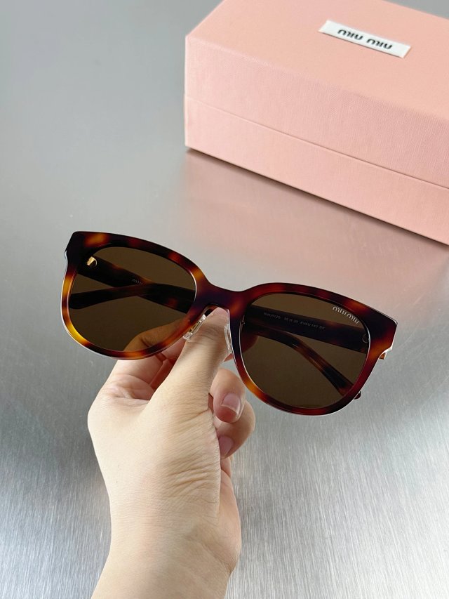 Miu Miu Miu Miu Classic Leopard Brown Acetate Sunglasses - Buy on Kakobuysheetfind