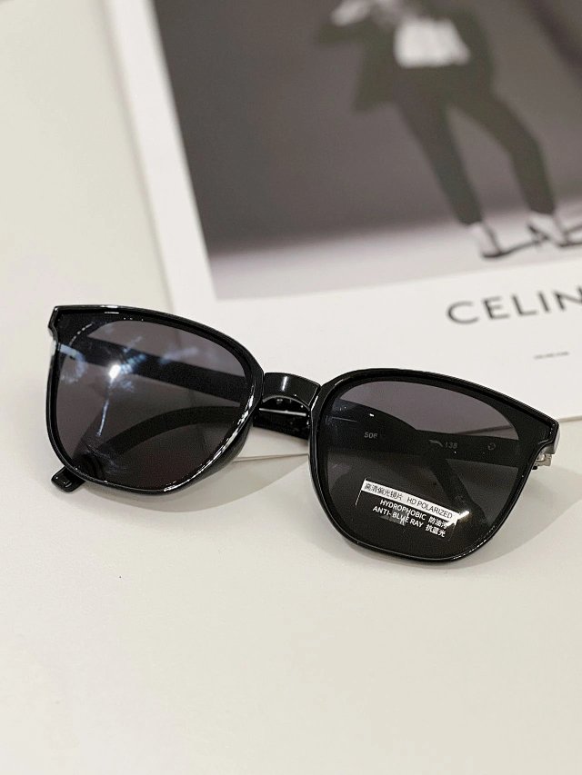 Chanel Chanel Black Cat Eye Polarized Sunglasses Unisex - Buy on Kakobuysheetfind
