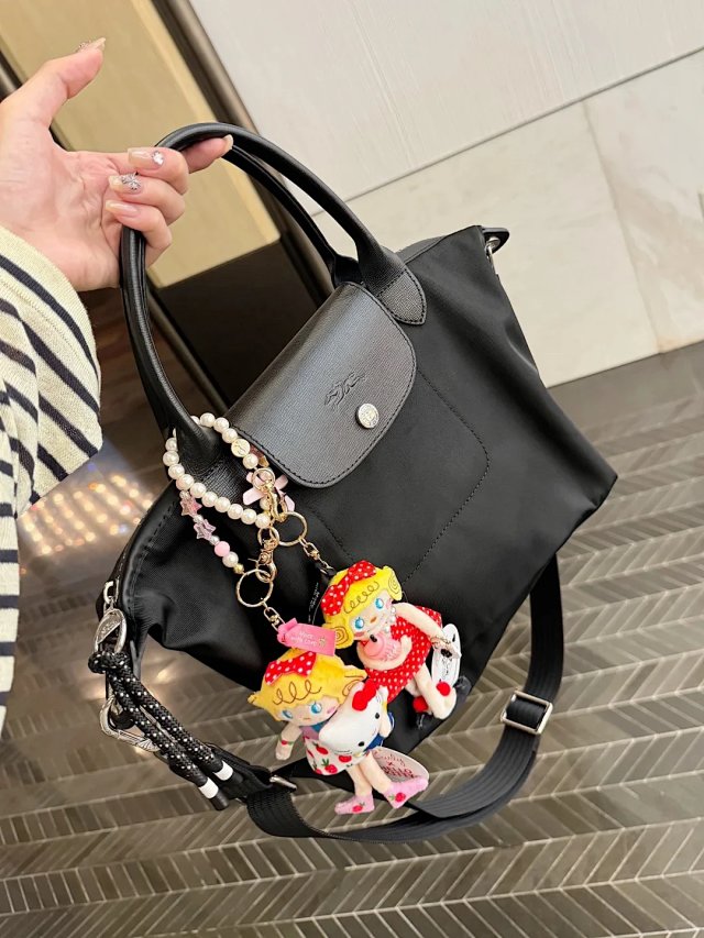  Longchamp Longchamp Le Pliage Black Nylon Leather Tote Bag - Buy on Kakobuysheetfind